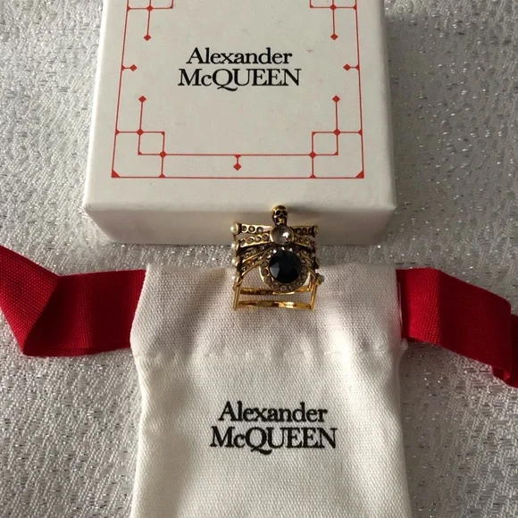 BNIB ALEXANDER MCQUEEN RING - Picture 9 of 13